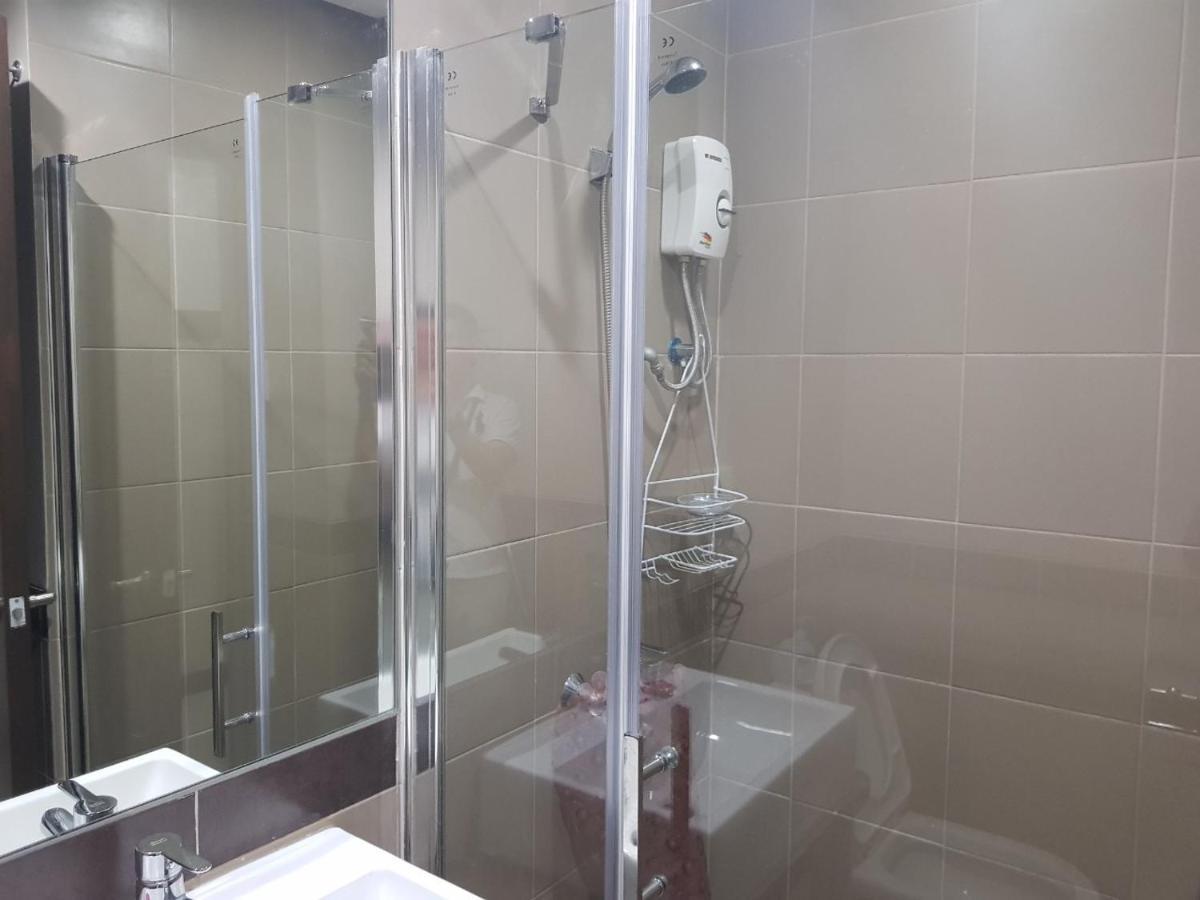 مانيلا Admiral Baysuites المظهر الخارجي الصورة